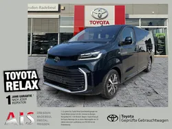 Graphitschwarz Gebraucht 2024 Toyota Proace Verso Team Kombi | 41.550 € (Fairer Preis)