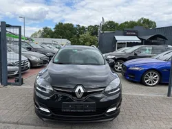 Schwarz Gebraucht 2015 Renault Mégane III LIMITED Limousine | 7.999 € (Fairer Preis)