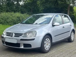 Grau Gebraucht 2004 VW Golf V S Limousine | 3.500 € (Etwas zu teuer)