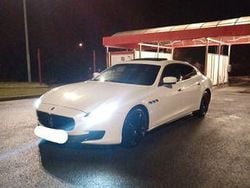 Weiß Gebraucht 2015 Maserati Quattroporte Limousine | 16.000 €