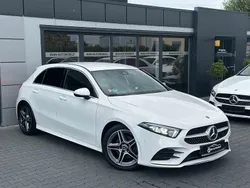 Weiß Gebraucht 2019 Mercedes A180 AMG Limousine | 22.890 € (Fairer Preis)