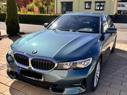 Blau Gebraucht 2021 BMW 320 Sport Line Limousine | 26.500 € (Guter Preis)