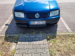 Blau Gebraucht 2005 VW Bora Limousine | 2.500 € (Fairer Preis)