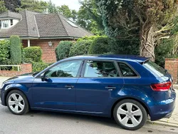 Blau Gebraucht 2014 Audi A3 Sportback Attraction Kombi | 8.200 € (Guter Preis)