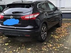 Schwarz Gebraucht 2015 Nissan Qashqai 360º SUV | 10.000 € (Guter Preis)