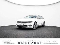 Oryxweiß perlmutteffekt Gebraucht 2022 VW Passat Elegance Kombi | 20.560 € (Superpreis)