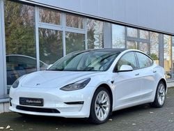 Weiß Gebraucht 2021 Tesla Model 3 Limousine | 28.890 € (Etwas zu teuer)