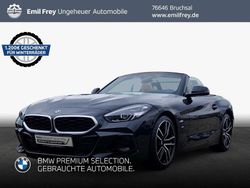 Saphirschwarz metallic Gebraucht 2024 BMW Z4 Performance Cabrio | 44.990 € (Etwas zu teuer)
