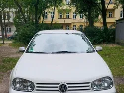 Weiß Gebraucht 1998 VW Golf IV Kombi | 2.200 € (Fairer Preis)