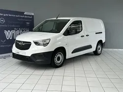 Jade weiss Gebraucht 2021 Opel Combo Van / Kleinbus | 18.490 € (Etwas zu teuer)