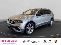 Silber Gebraucht 2023 VW Tiguan Allspace Move SUV | 35.890 € (Fairer Preis)