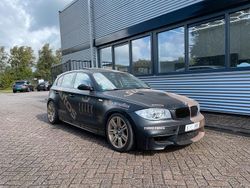 Blau Gebraucht 2006 BMW 130 M Sport Kleinwagen | 19.950 €