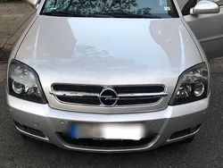 Silber Gebraucht 2005 Opel Vectra Limousine | 3.350 € (Teuer)