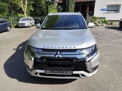 Sterlingsilber (m) Gebraucht 2020 Mitsubishi Outlander P-HEV Plus SUV | 21.990 € (Guter Preis)