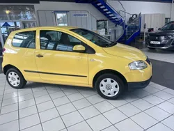 Gelb Gebraucht 2006 VW Fox Kleinwagen | 2.600 € (Teuer)