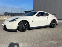 Weiß Gebraucht 2013 Nissan 370Z Nismo Nismo Coupé | 37.900 €
