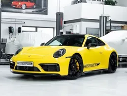 Racinggelb Gebraucht 2023 Porsche 911 Carrera GTS Coupé | 139.890 € (Guter Preis)