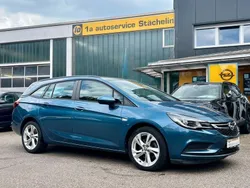 Blau Gebraucht 2017 Opel Astra Edition Kombi | 10.980 € (Fairer Preis)