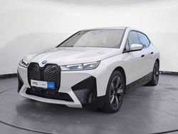 Weiß Gebraucht 2023 BMW iX Sport Line SUV | 46.360 € (Superpreis)