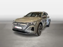 Grau Gebraucht 2024 Audi Q8 e-tron Advanced SUV | 63.890 € (Fairer Preis)