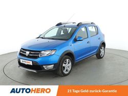 Blau Gebraucht 2014 Dacia Sandero Prestige Kleinwagen | 8.390 € (Etwas zu teuer)