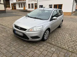 Silber Gebraucht 2009 Ford Focus Style Kombi | 2.450 € (Guter Preis)