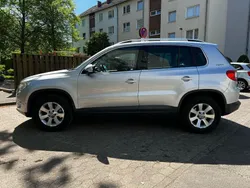 Silber Gebraucht 2011 VW Tiguan Team SUV | 10.499 € (Fairer Preis)