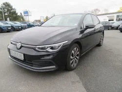 Schwarz Gebraucht 2022 VW Golf VIII Active Limousine | 21.999 € (Fairer Preis)