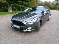 Grau Gebraucht 2016 Ford Mondeo Limousine | 12.500 € (Etwas zu teuer)