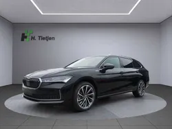Schwarz Gebraucht 2022 Skoda Superb LAURIN & KLEMENT Kombi | 66.350 €