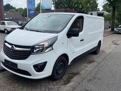 Weiß Gebraucht 2017 Opel Vivaro Van | 7.450 € (Guter Preis)