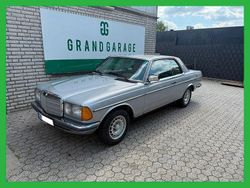 Silber Gebraucht 1984 Mercedes E230 Coupé | 8.649 €