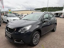 Braun Gebraucht 2017 Peugeot 2008 Active SUV | 7.890 € (Superpreis)
