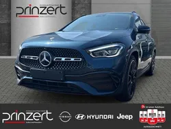 Blau Gebraucht 2021 Mercedes GLA200 AMG line SUV | 35.470 € (Fairer Preis)