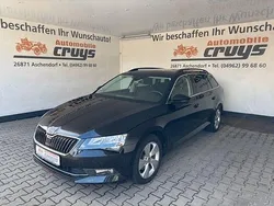 Schwarz Gebraucht 2016 Skoda Superb Ambition Kombi | 12.990 € (Fairer Preis)