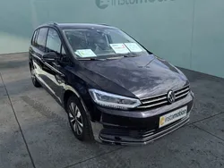 Schwarz Gebraucht 2024 VW Touran Move Van / Kleinbus | 31.790 € (Superpreis)