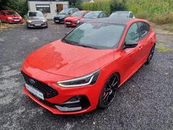 Rot Gebraucht 2023 Ford Focus ST Limousine | 34.440 € (Fairer Preis)