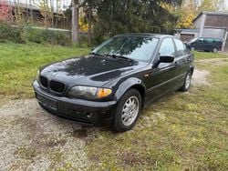 Schwarz Gebraucht 2004 BMW 318 Limousine | 1.550 € (Guter Preis)