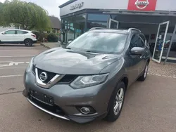 Grau Gebraucht 2017 Nissan X-Trail Tekna SUV | 15.490 € (Fairer Preis)