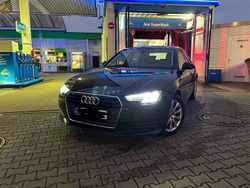 Blau Gebraucht 2018 Audi A4 Limousine | 24.499 € (Etwas zu teuer)