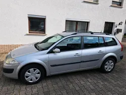 Silber Gebraucht 2006 Renault Mégane GrandTour Kombi | 1.750 € (Fairer Preis)