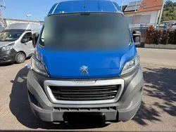 Blau Gebraucht 2016 Peugeot Boxer Van | 9.000 €