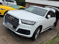 Weiß Gebraucht 2016 Audi Q7 Ambiente SUV | 19.999 € (Fairer Preis)