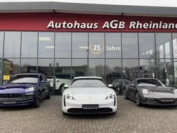 Blau Gebraucht 2017 Porsche Panamera 4 Chrono Limousine | 54.600 € (Guter Preis)