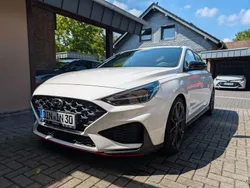 Weiß Gebraucht 2023 Hyundai i30 N Performance Limousine | 29.500 € (Fairer Preis)