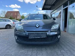 Grau Gebraucht 2014 Renault Mégane GrandTour Initiale Paris Kombi | 2.999 € (Guter Preis)