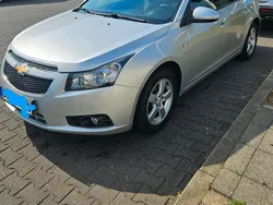 Silber Gebraucht 2011 Chevrolet Cruze Limousine | 4.000 €
