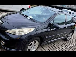 Schwarz Gebraucht 2008 Peugeot 207 Urban Move Kleinwagen | 1.499 € (Fairer Preis)