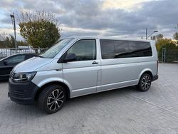 Grau Gebraucht 2016 VW T6 Van | 18.750 € (Teuer)