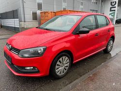 Rot Gebraucht 2016 VW Polo Trendline Kleinwagen | 4.500 € (Guter Preis)